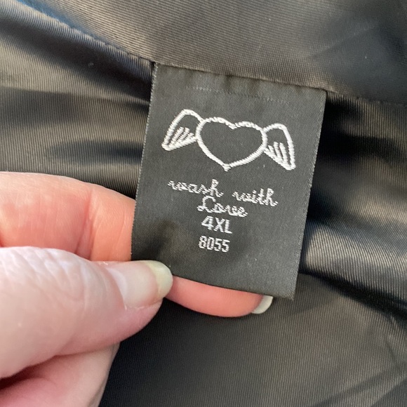 ๐๏ธ MID-YEAR SALE ๐๏ธ ๐โโฌ Hell Bunny Rock Noir Coat - Picture 10 of 15